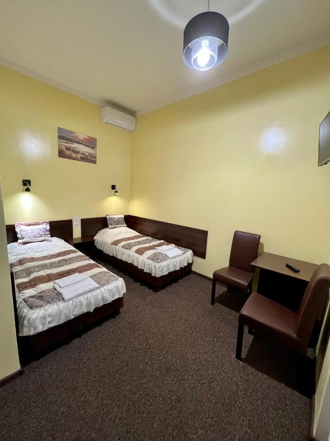 Apartamenty Ostrowiec - Pokoje Goscinne Centrum Ostrowiec Świętokrzyski Exterior foto