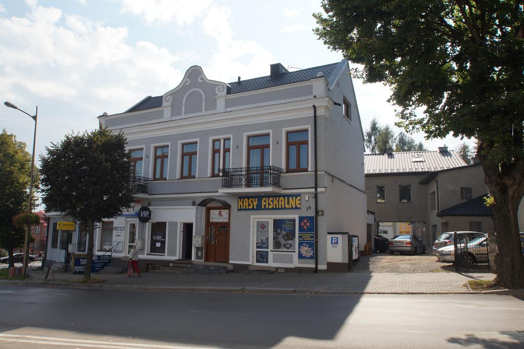 Apartamenty Ostrowiec - Pokoje Goscinne Centrum Ostrowiec Świętokrzyski Exterior foto